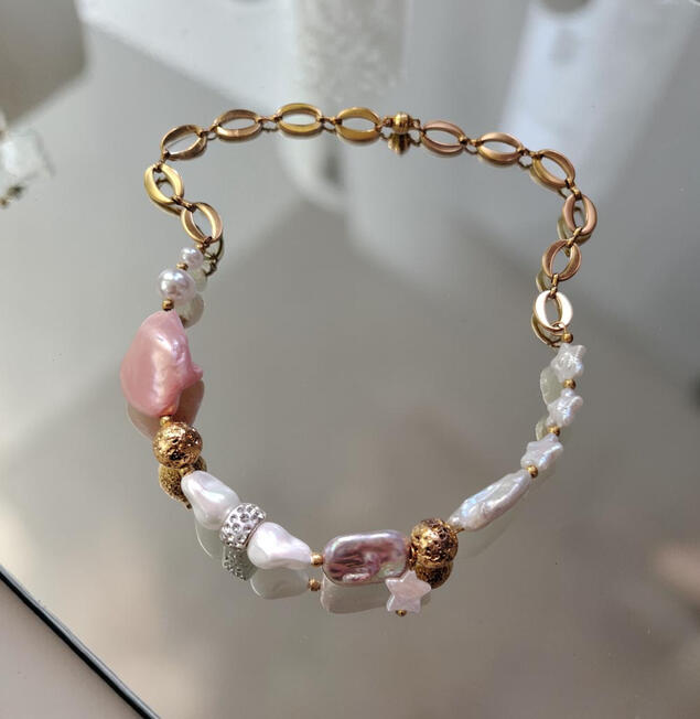 AF0002 ....45 € Collier mit Süßwasser Barockperlen