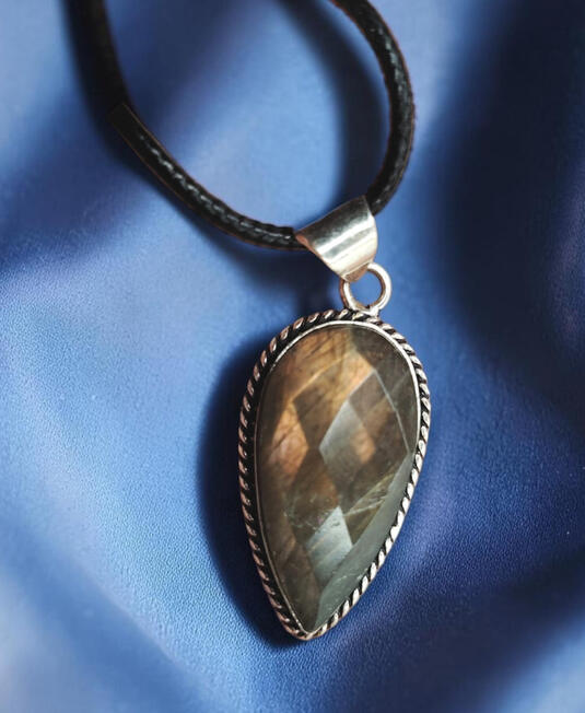 KP0011 ...20 € Kette mit Labradorit Anhänger, Fassung S925