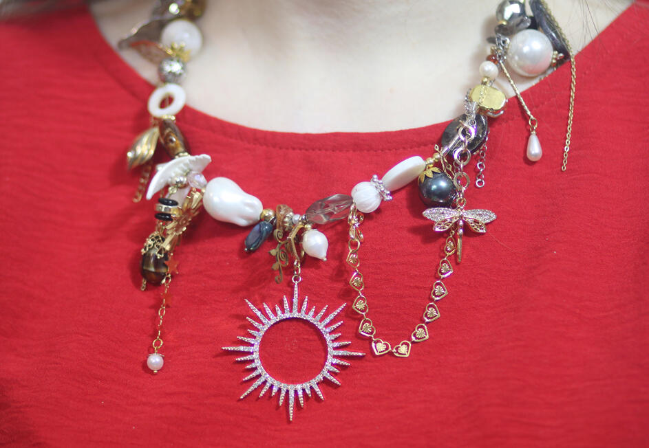 KP0017... 45 € mit den echten Keshi Barockperlen